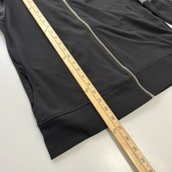 Vuori Women's L Halo Bomber Full Zip Lightweight Jacket Soft Stretchy Black/Grey - Picture 10 of 11